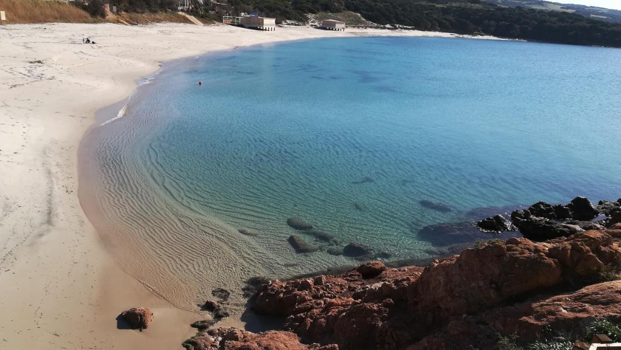 Casetta Al Mare Isola Rossa Kültér fotó