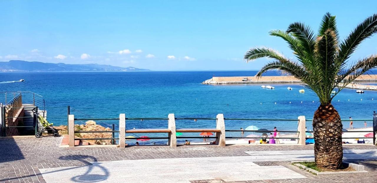 Casetta Al Mare Isola Rossa Kültér fotó